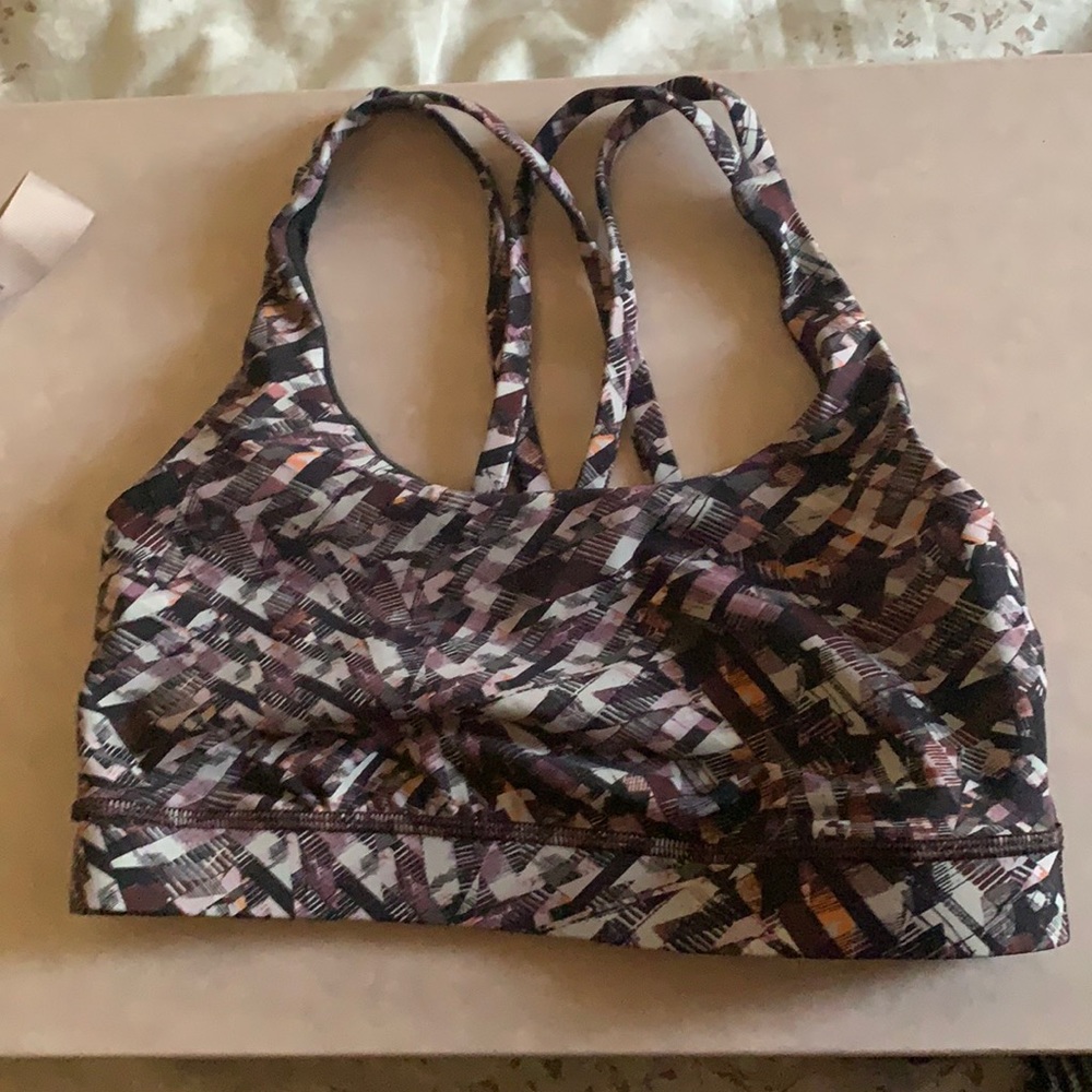 Lululemon sports bra